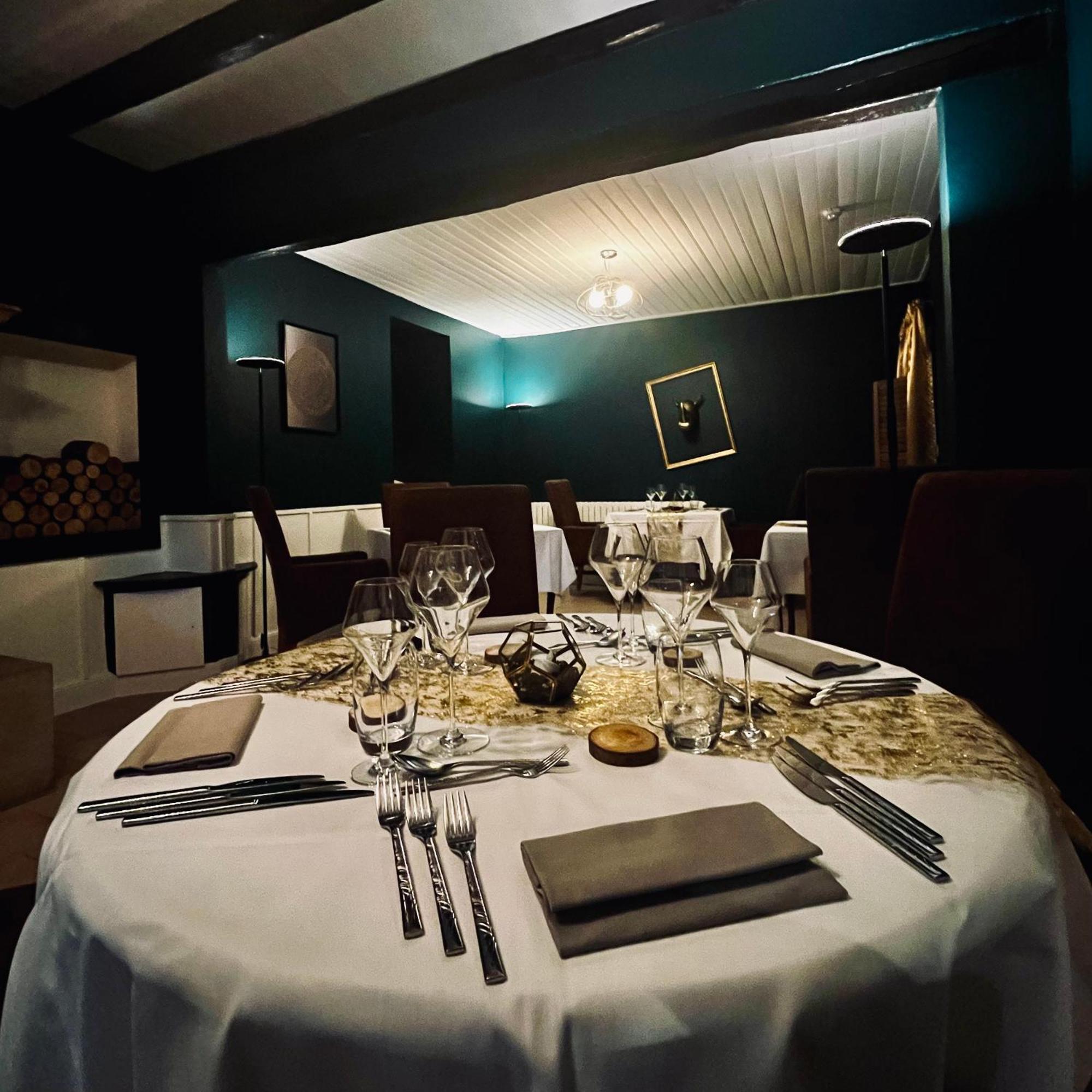 Hotel Relais de la Voie Sacrée Issoncourt Esterno foto