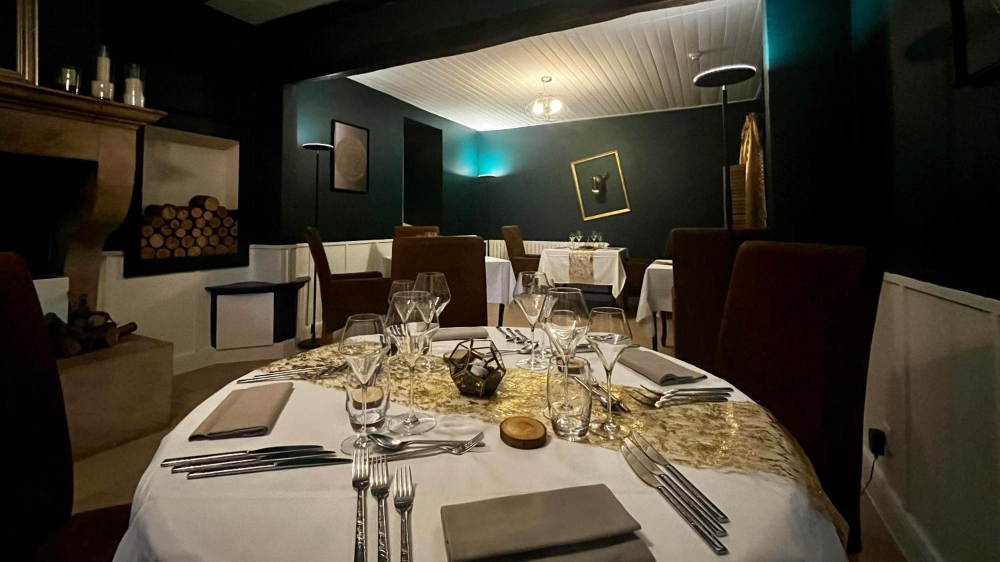Hotel Relais de la Voie Sacrée Issoncourt Esterno foto