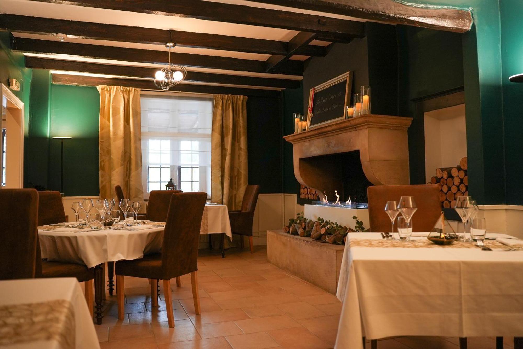 Hotel Relais de la Voie Sacrée Issoncourt Esterno foto